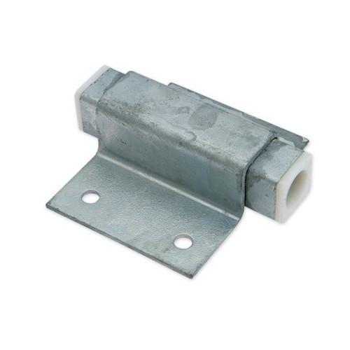 Ramp hinge pivot bracket - r/h,